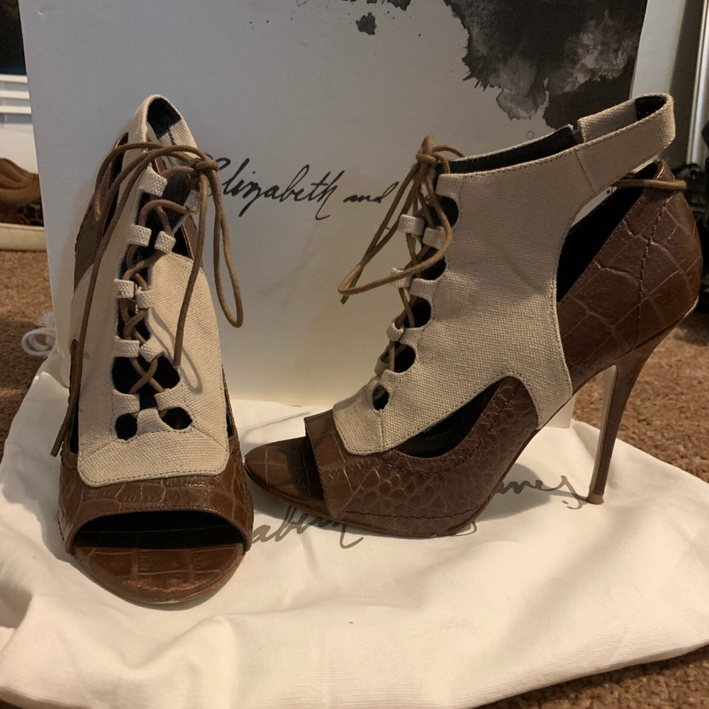 Elizabeth and James Size 7 High Heel